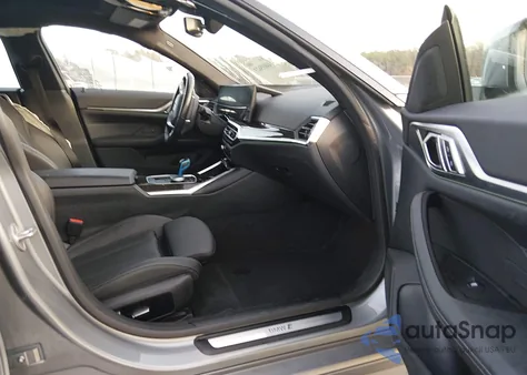 2023 BMW I4 Edrive40 z USA, uszkodzony, nr VIN WBY73AW04PFP55614